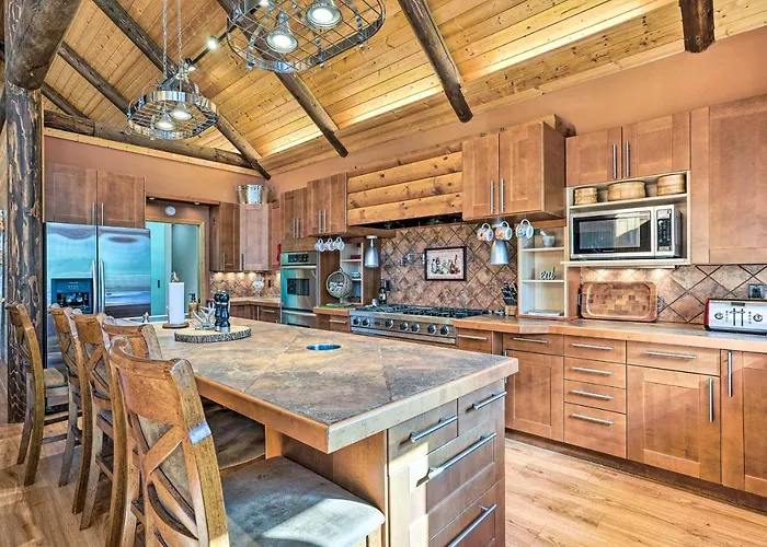 Holiday home Luxe Natl Forest With Huge Deck